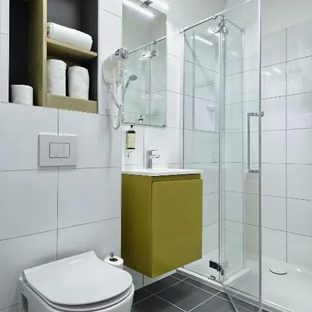 Arche Poloneza 3*