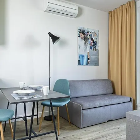 فندق Arche Poloneza