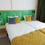 מלון Arche Poloneza 3*